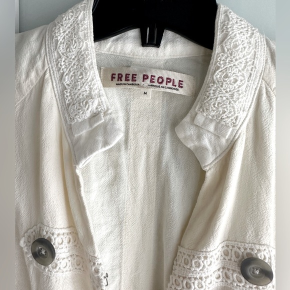 Free People cream linen blouse - Picture 2 of 5